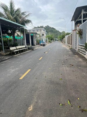 bán đất biệt thự 16x47(200 thổ cư) tam phước,long điền, brvt cũ