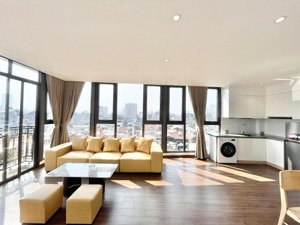 cho thuê penthouses tại trích sài, bưởi, tây hồ. mới cứng, diện tích 100m2, view hồ tây