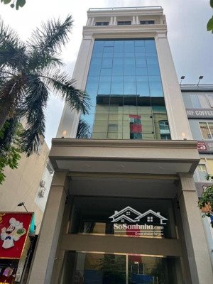 cho thuê nhà trần quốc hoàn- cầu giấy: dt 80m² x 8 tầng nổi, 1 hầm, thông sàn. giá cho thuê 70tr/th