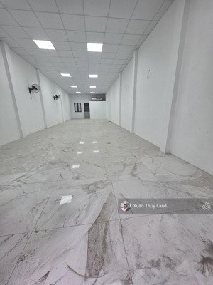 cho thuê nhà kinh doanh - làm kho hàng - nguyễn sơn - 15 triệu