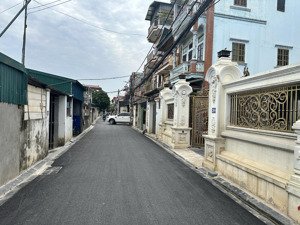 chính chủ cần bán lô đất 40m2, tại xóm 4, hải bối. giá chỉ 3 tỷ 120tr