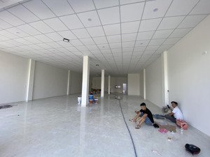 cho thuê 2 mặt tiền nguyễn văn thoại . khu du lịch vị trí siêu đẹp