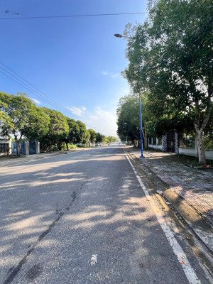 mặt tiền đường lạc long quân chơn thành giá rẻ