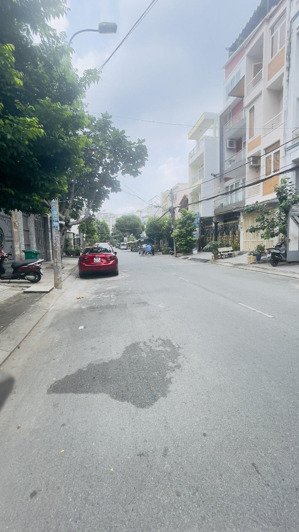 bán nhà chính chủ nhà mặt tiền 4 tầng - 15.6 tỷ- mặt tiền kinh doanh - phường tân kiểng, quận 7.