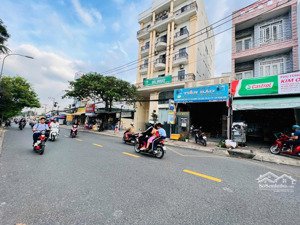 chuyển công tác bán nhà 2 tầng 56m2 linh trung, thủ đức 6.5 tỷ hẻm xe hơi 5m dọn vào ở ngay