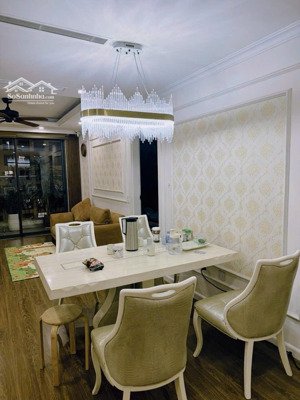 cho thuê 3pn 100m2 sunshine garden -cạnh times city. vừa mới ra căn cực đẹp view thoáng tầng trung