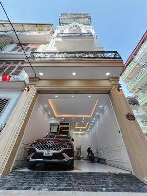 bán nhà 6 tầng tân cổ điển diện tích 60m mt 5.2m ,phân lô ,gara ô tô ,ô tô đỗ cửa ,tc 25 tỷ .
