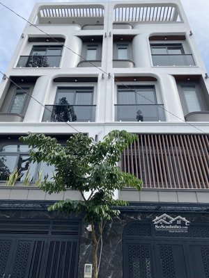 chỉ 6,4 tỷ, nhà mới 100%, 5 tầng full nội thất, đường 10m, ôtô vào nhà, q12.