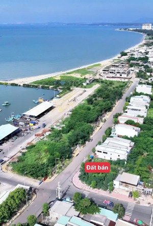 cần bán gấp lô đất trung tâm phan thiết giá ngộp