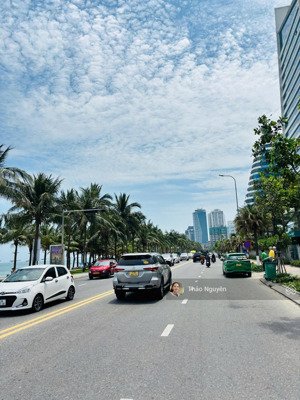 hàng hiếm 710m2 đất biển nguyễn văn thoại, xây dựng cao tầng cách biển chỉ 150m