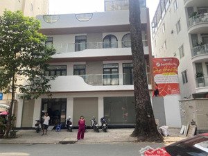 nhà mặt tiền đường bùi thị xuân phường bến thành quận 1