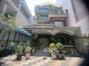 bán trong tháng nhà nguyễn thị minh khai - cách mạng tháng 8 p5 q3 dt 12x20m 3t giá 57,5 tỷ