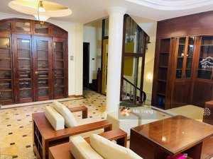 bán biệt thự mặt phố trần hưng đạo, hoàn kiếm, 180m2, 5 tầng, mt 6.8m, 3 thoáng, ô tô đỗ cửa, 77 tỷ