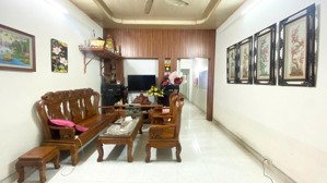 chỉ 1,7 tỷ nhà sân cổng siêu đẹp 71,5m2 lương quán, nam sơn, an dương oto đỗ cửa