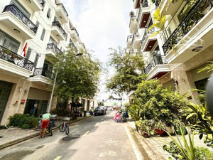 bán nhà hxh 8m lê đức thọ phường 6;(4mx15m);4 lầu;giá 9ty