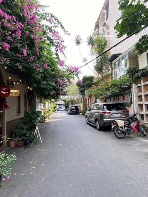 bán nhà hxt thông phạm văn chiêu p.14, dt 4x16m đúc t2lst giá 7.8 tỷ tl