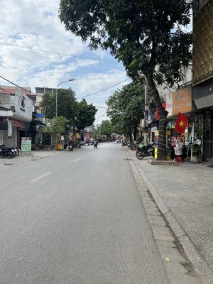 mảnh đất đẹp tại trâu quỳ xây cmnn dòng tiền thì quá ngon-87m2-mt 4,6m-đường to 5m oto qua lại