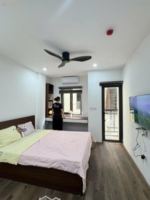 chính chủ mở cho thuê ccmn ngay phố ô đồng lầm, gần ga cát linh, full nội thất mới tinh 100%