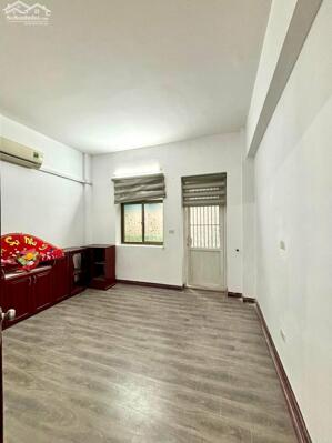 Bán căn chung cư CT21 Việt Hưng - Giá đẹp nhà đẹp chủ thiện trí bán. .