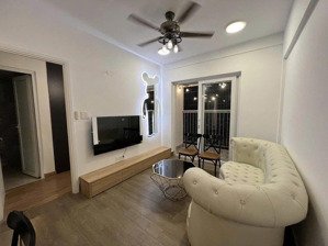 cần cho thuê căn hộ tại harmona - tân bình 75m 2pn 2wc giá 10tr, nhà đẹp ở liền. lh 