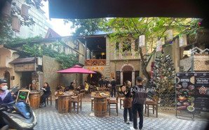 cho thuê nhà mặt phố tống duy tân, 250mx4t, mặt tiền 15m, 200 triệu, phù hợp mọi mô hình kinh doanh