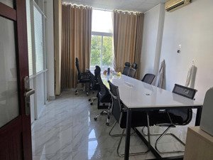 cho thuê văn phòng 105m2 khu biệt thự 280 lương định của phường an phú, quận 2