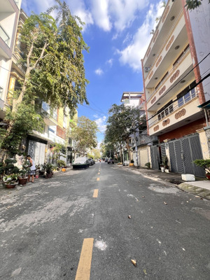 bán nhà lô góc 2 mặt tiền đường 12m đỗ bí - tân phú ( 4.2 x 21) giá nhỉnh 7 tỷ