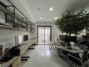 cần bán office-tel 220m2 saigon royal quận 4. lh: 