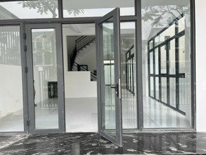 (gấp) cần cho thuê trước tết biệt thự dương nội hoàn thiện full mới tinh chưa qua sử dụng - 30tr/th