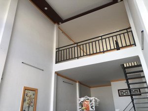 kẹt tiền cần bán nhà mặt tiền rộng 10m trung tâm thành phố giá bán 2,8tỷ/căn