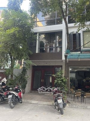 cho thuê nguyên nhà ở ngõ ô-to 46 phạm thạch 45 m2, 5 tầng;27 triệu/tháng;lh phú trần:0978314686