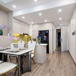 cho thuê gấp căn hộ 2pn có slot ô tô giá chỉ 17tr/1 tháng