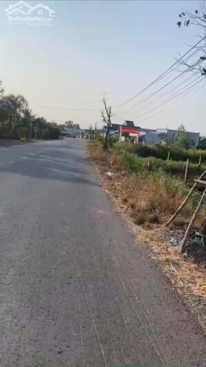 Bán đất mặt tiền Liên Xã Long Hòa- Phước Vân , xã Long Hòa dt 210m2 full thổ giá 2,2 tỷ