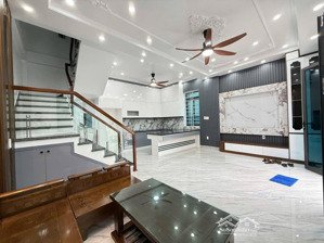 bán nhà lê đức thọ - chủ tự xây - full nội thất ở luôn - ô tô cạnh nhà - nhỉnh 8 tỷ