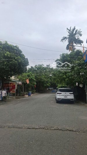 cần bán gấp nhà góc 2 mặt tiền đường vừa ở vừa kinh doanh buôn bán