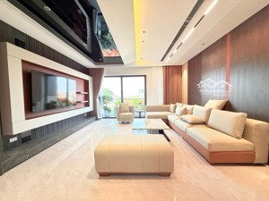 bán nhà đẹp dân xây, ô tô gần giang văn minh, ngọc hà ,ngõ nông thông, lô góc ;52m x5t mt 5m