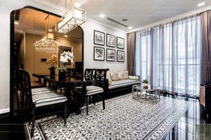 chính chủ bán gấp đi nước ngoài định cư ch 1pn - 1wc view landmak 81 lh xem nhà ép giá 