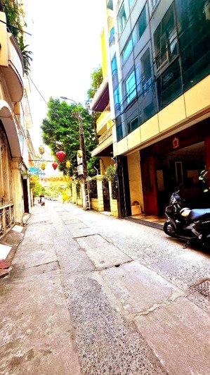 bán nhà riêng tại đường nguyễn khang, cầu giấy, 85mx7t, mặt tiền 5m. 2 thoáng. giá: 41 tỷ