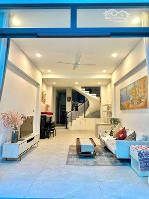 mtkd - cư xá chu văn an - 73m2 (4x18) 4 tầng - 5 pn - 6 wc - sân phơi - dòng tiền 35 tr - sổ vuông