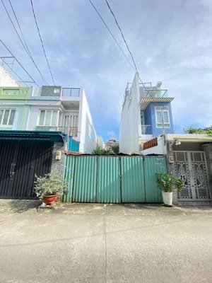 bán đất xây chdv ngay hẻm 606 ql13 - dt 114.2m2 giá 8tỷ tl. shr - hsxd 5 tầng - shr thổ cư full