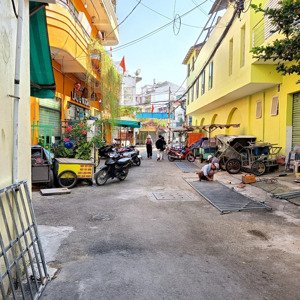 63m2, xây mới 5 lầu, 1 bước lên ô tô, chỉ 7.x tỷ tl