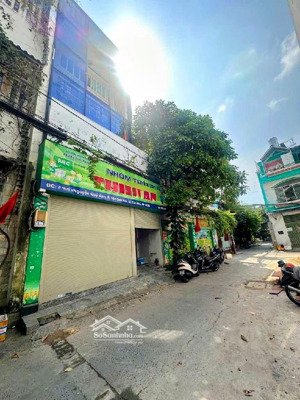 bán gấp nhà hẻm 6m nguyễn quý anh - tân phú . 67,5m2 , 5,8 x 11 , 4tầng , 3pn . giá 9tỷ .