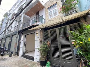 quận 6, bán nhà bình tiên, p7, 2 mặt hẻm, sổ đủ 2 tầng, nở hậu, gần chợ bình tiên