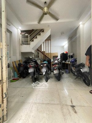 quận10, bán nhà nguyễn tiểu la, gần đại học kinh tế, hẻm thông nguyễn tri phương, nhà 4 tầng hc đủ