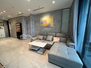 cho thuê căn 3pn view hồ tây siêu đẹp full đồ giá 30tr/ tháng. lh 