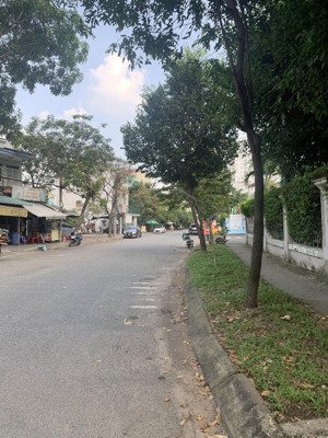 bán nhà đường tân thới nhất 1 q12, gần ngay phan văn hớn, trường mầm non và tiểu học - hẻm oto 8m