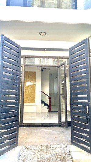 bán nhà 4 tầng nguyễn xiển, quận 9 view vinhomes grand park hẻm ô tô 5m giá 5.99 tỷ