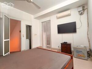 Bán Nhà Đầm Trấu 50m2, 6 Tầng Thang Máy. Phân Lô Oto Vào 15.8 Tỷ