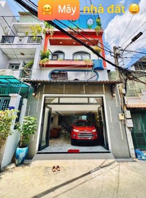 chú nam cần bán gấp nhà dương quảng hàm p5 gò vấp. giá 3,850ty/79,2m2 cách bv quân y 175 - 5phút.