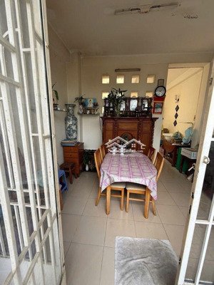 mặt tiền 2 tầng đường số - ngay thpt lê thánh tôn - xe hơi đổ cửa - khu sầm uất - kinh doanh đỉnh